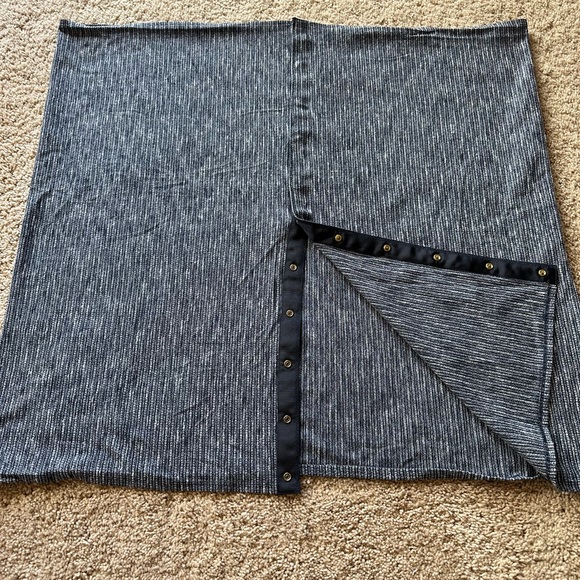 7-Lululemon Vinyassa scarves; various patterns; like new condition; $16 each - Picture 9 of 13